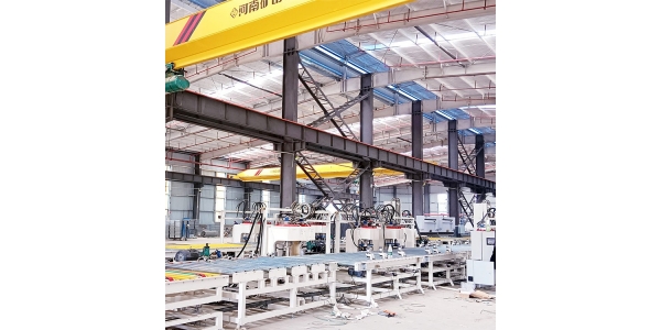 株洲真假对比丨央媒：防火门实验耐火差别有多大，4分钟结果震惊