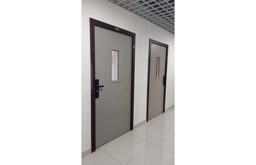 学校宿舍门